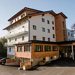 R&r Residenzen Hotel *